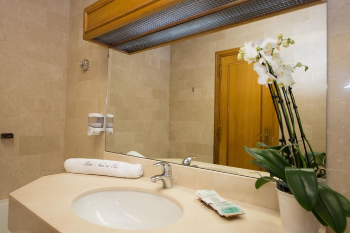 Imagen de la habitación del Hotel Ginette à la Folie. Foto 12