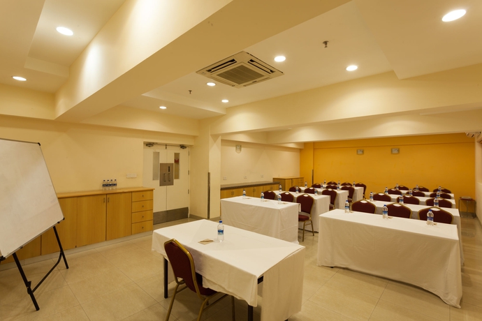 Imagen de los interiores del Hotel Ginger Ahmedabad. Foto 10
