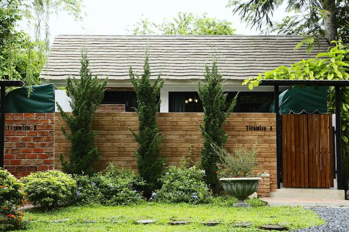 Imagen general del Hotel Ginger Bread House - Pet Lover Resort. Foto 4