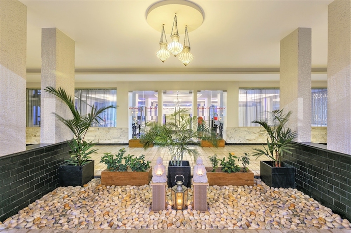Imagen de los interiores del Hotel Ginger Dona Paula. Foto 14