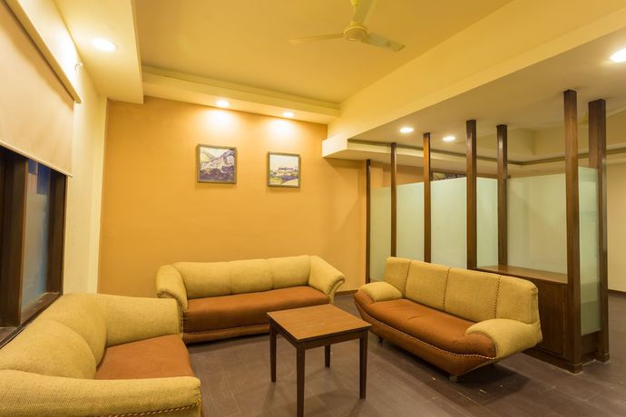 Imagen de los interiores del Hotel Ginger Katra. Foto 13