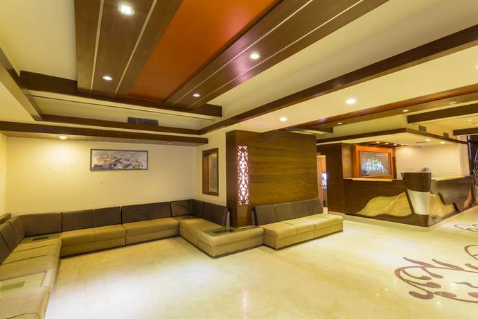 Imagen de los interiores del Hotel Ginger Katra. Foto 16