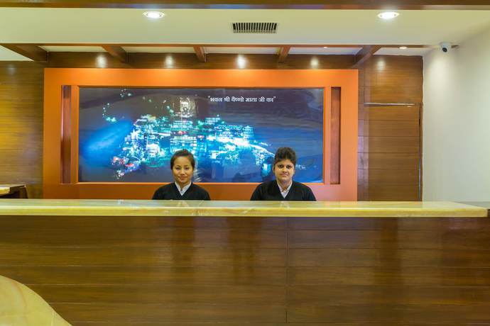 Imagen de los interiores del Hotel Ginger Katra. Foto 20