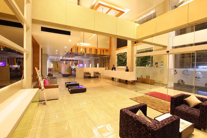 Imagen de los interiores del Hotel Ginger Kochi Mg Road. Foto 16
