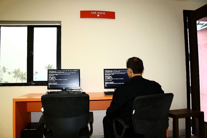 Imagen de los interiores del Hotel Ginger Manesar. Foto 10