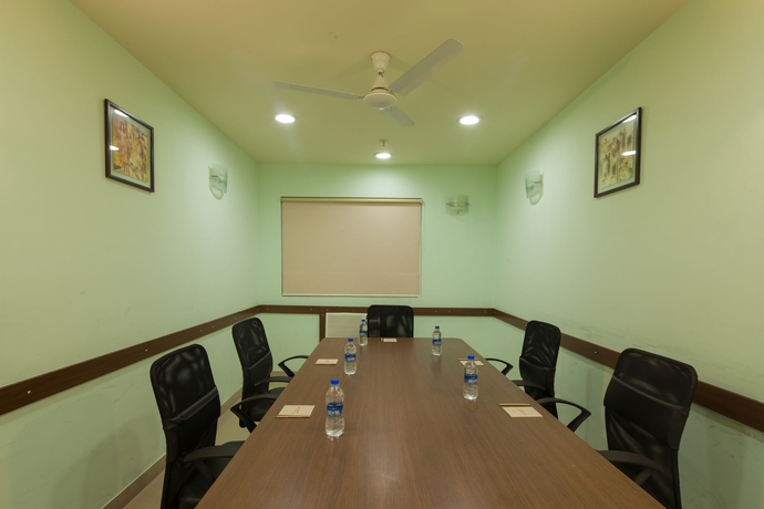 Imagen de los interiores del Hotel Ginger Mumbai Andheri (midc). Foto 15