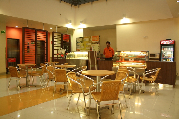 Imagen del bar/restaurante del Hotel Ginger Pune Wakad. Foto 2