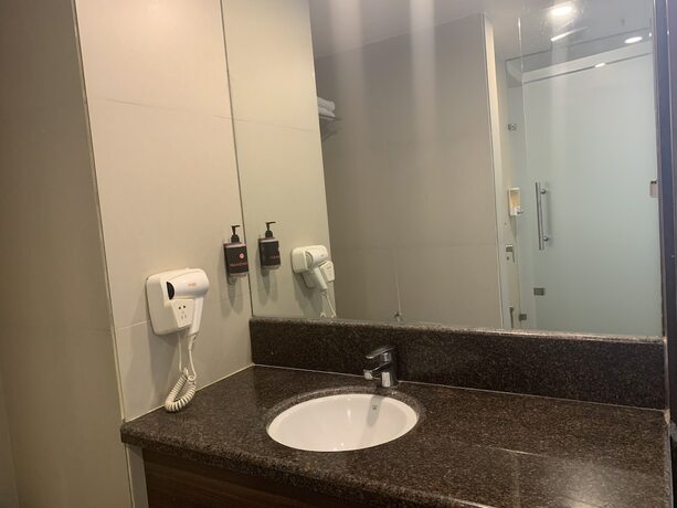 Imagen general del Hotel Ginger Vadodara Rcr. Foto 2