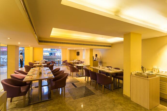 Imagen del bar/restaurante del Hotel Ginger Vishakhapatnam, Dwarka Nagar. Foto 16