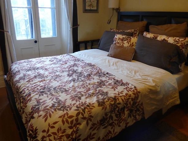 Imagen de la habitación del Hotel Gingerbread Manor. Foto 8