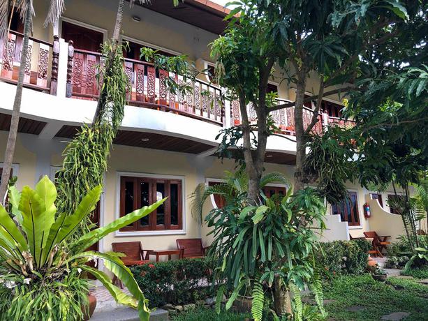 Imagen de los interiores del Hotel Ginis Beach Resort. Foto 20