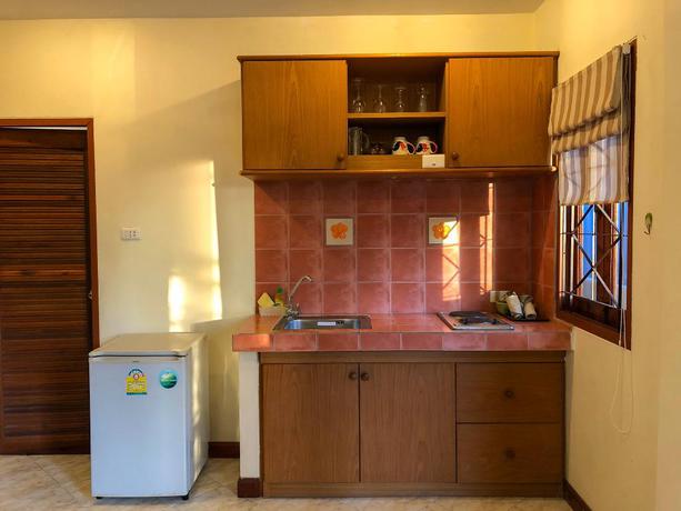 Imagen de la habitación del Hotel Ginis Beach Resort. Foto 15