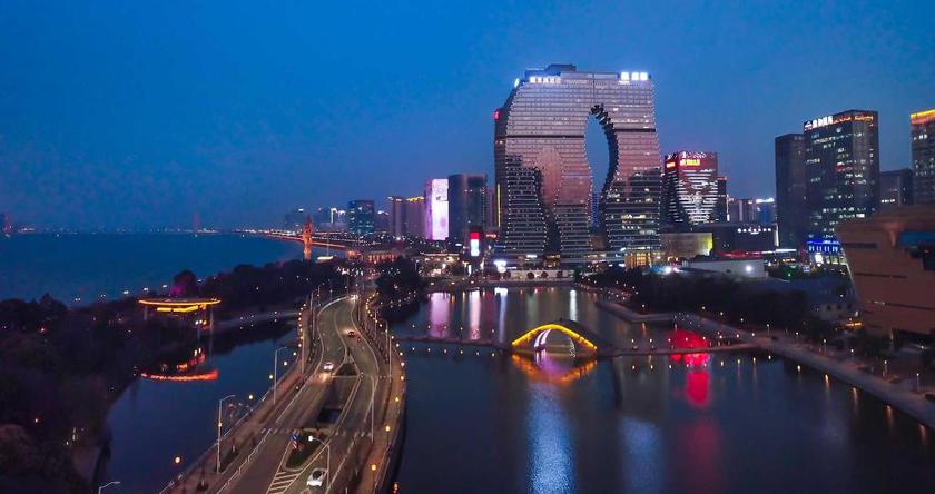 Imagen de la habitación del Hotel GinlanJIA Yuntai Impression Hotel. Foto 16