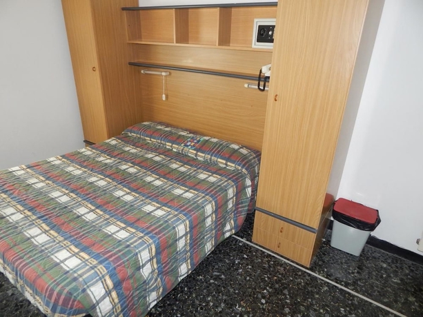 Imagen de la habitación del Hotel Gino. Foto 11