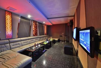 Imagen de los interiores del Hotel Gino Feruci Kebonjati. Foto 6
