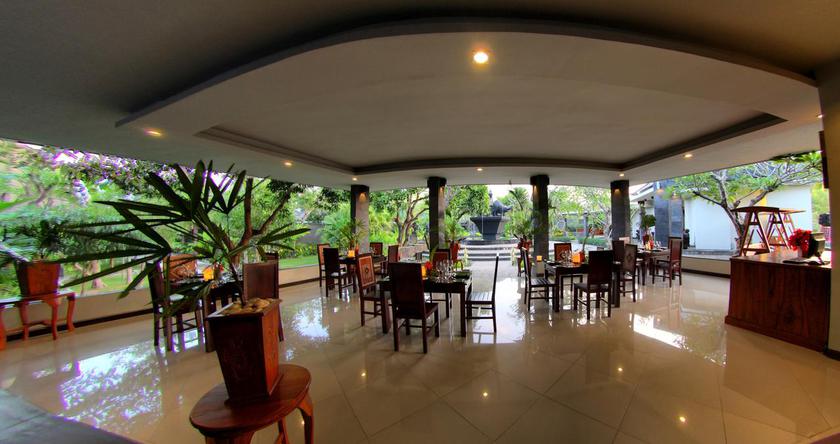Imagen de los interiores del Hotel Gino Feruci Villa Lovina. Foto 7