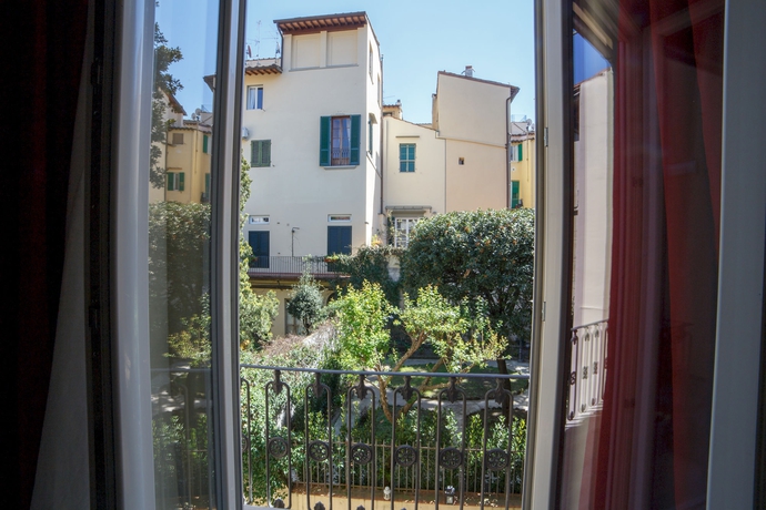 Imagen de la habitación del Hotel Ginori Garden Deluxe Collection. Foto 13