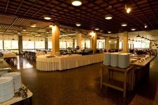 Imagen del bar/restaurante del Hotel Ginosar Village. Foto 10