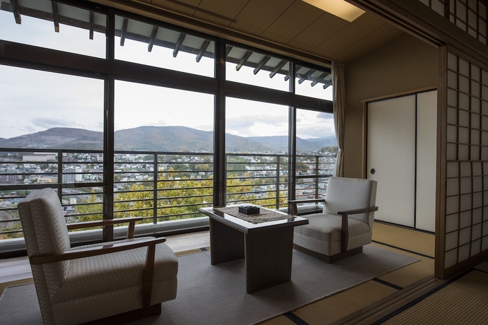 Imagen de la habitación del Hotel Ginrinsou. Foto 5