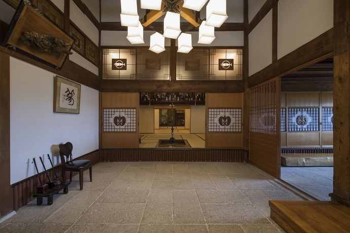 Imagen de los interiores del Hotel Ginrinsou. Foto 11