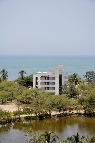 Imagen de los exteriores del Hotel Gio Tama Santa Marta. Foto 7