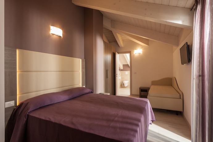 Imagen de la habitación del Hotel Gioia, Rimini. Foto 3