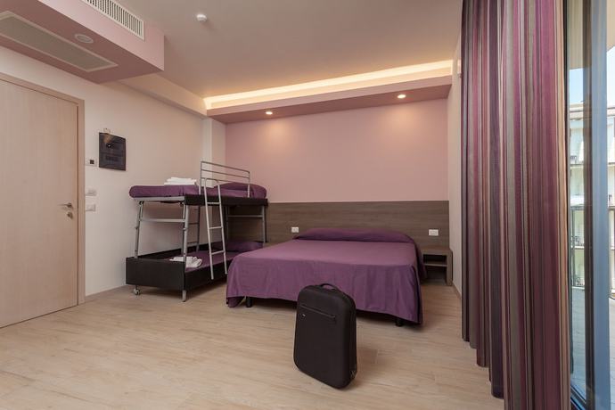 Imagen de la habitación del Hotel Gioia, Rimini. Foto 13