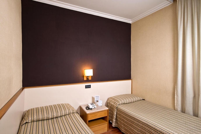 Imagen de la habitación del Hotel Giolli Nazionale. Foto 11