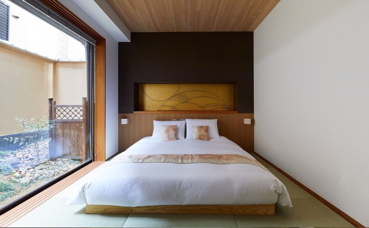 Imagen de los exteriores del Hotel Gion Misen Furumonzen. Foto 15