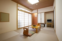 Imagen de la habitación del Hotel Gion Shinmonso. Foto 3