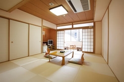 Imagen de la habitación del Hotel Gion Shinmonso. Foto 4