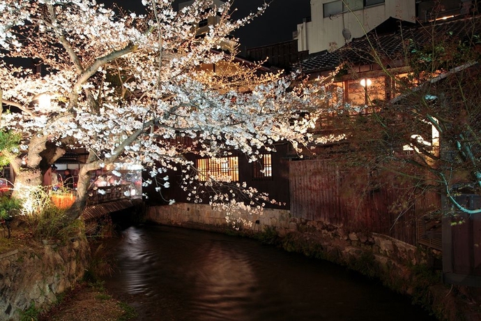 Imagen de los exteriores del Hotel Gion-Kinpyo. Foto 3