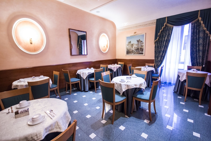 Imagen del bar/restaurante del Hotel Giorgi. Foto 7
