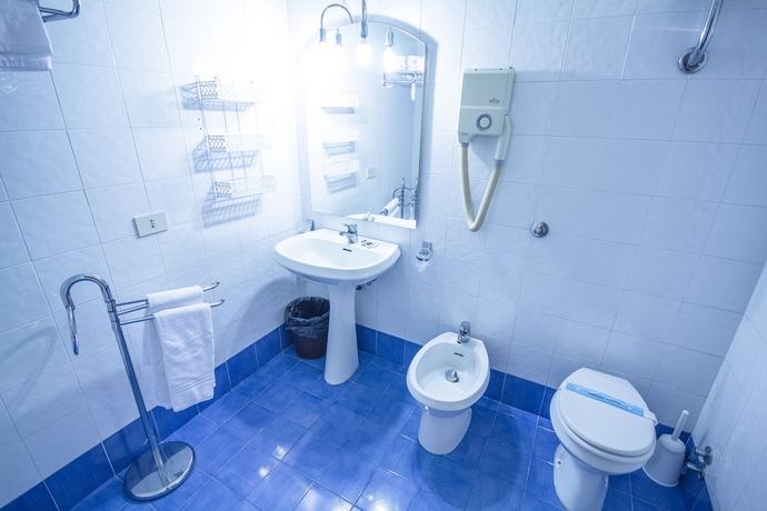 Imagen de la habitación del Hotel Giorgi. Foto 12