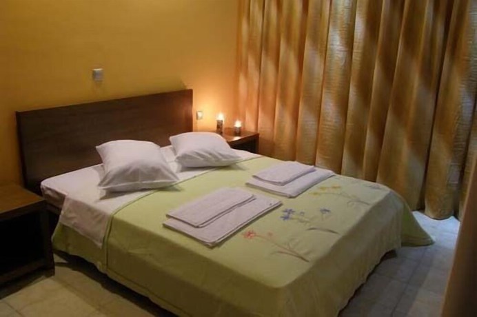 Imagen de la habitación del Hotel Giorgio, Acharnes. Foto 6