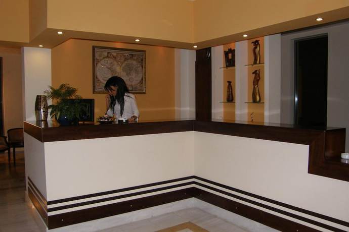 Imagen de los interiores del Hotel Giorgio, Acharnes. Foto 18