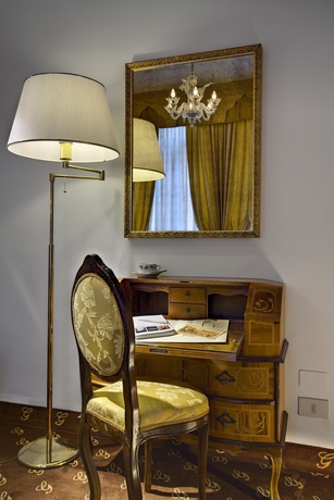 Imagen de los interiores del Hotel Giorgione. Foto 14