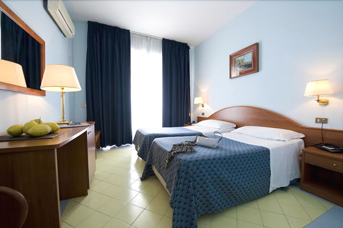 Imagen de la habitación del Hotel Giosuè A Mare. Foto 5