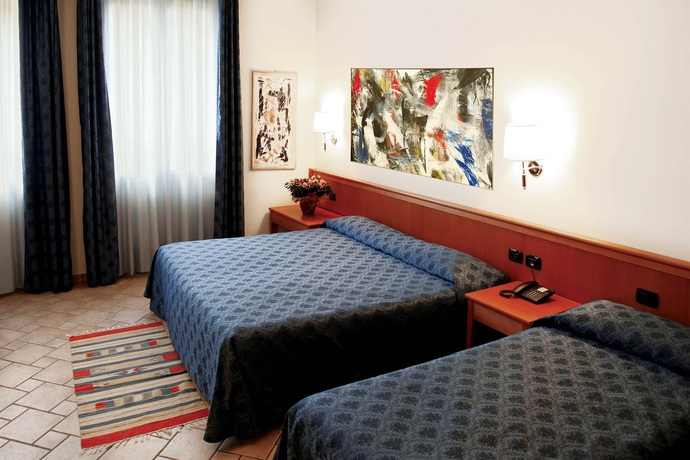 Imagen de la habitación del Hotel Giotto, Padua. Foto 1