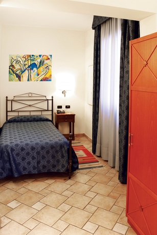 Imagen de la habitación del Hotel Giotto, Padua. Foto 2