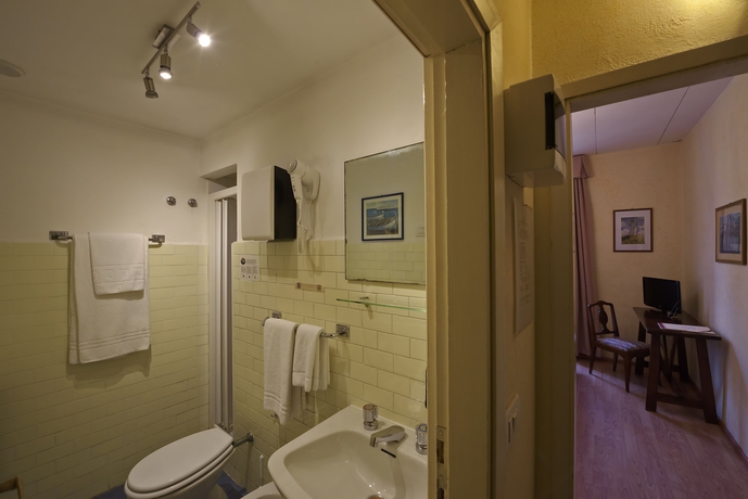 Imagen de la habitación del Hotel Giotto Park. Foto 5