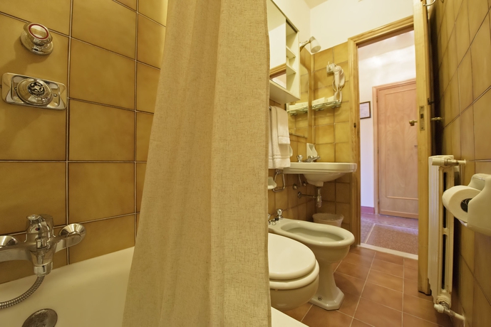 Imagen de la habitación del Hotel Giotto Park. Foto 9