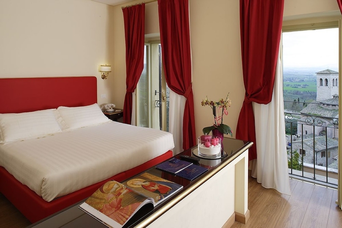 Imagen de la habitación del Hotel Giotto and Spa. Foto 14