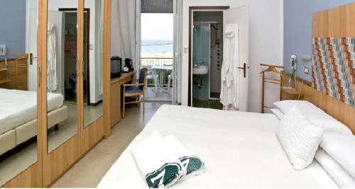 Imagen de la habitación del Hotel Giovanna Regina. Foto 15