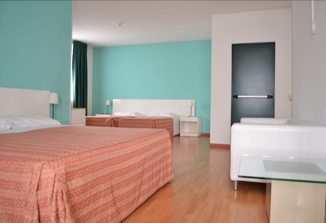 Imagen de la habitación del Hotel Giovanni. Foto 9