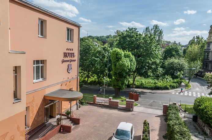 Imagen de los exteriores del Hotel Giovanni Giacomo. Foto 16