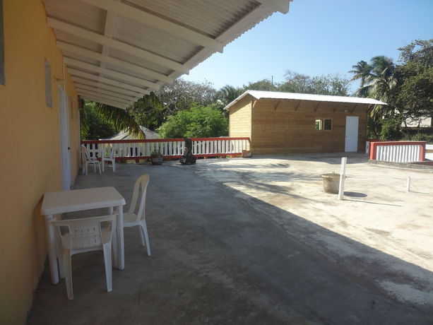 Imagen de los exteriores del Hotel Gipsy Ranch Rooms - Hostel. Foto 10
