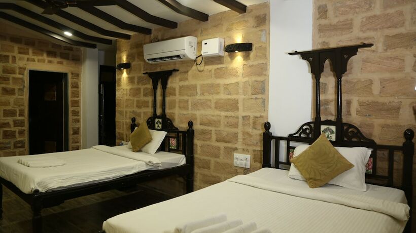 Imagen general del Hotel Gir Lions Paw Resort With Swimming Pool. Foto 6