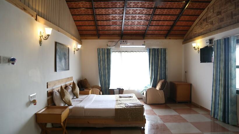 Imagen general del Hotel Gir Lions Paw Resort With Swimming Pool. Foto 12