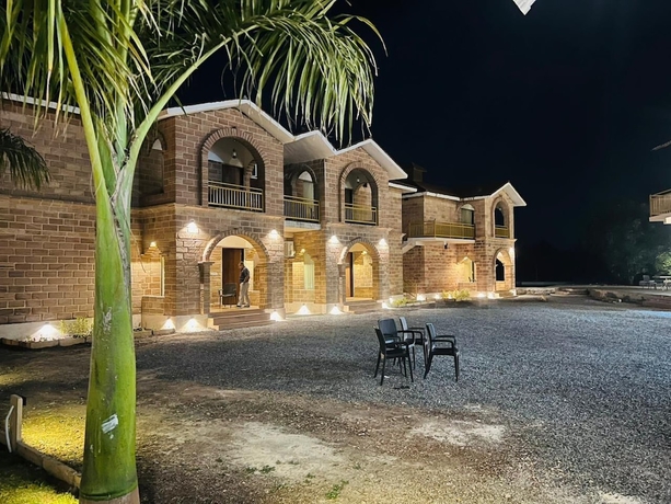 Imagen general del Hotel Gir Night Resort. Foto 2